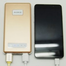 AIKE/爱客 APS025 9800mAh 移动电源 聚合物电芯 双USB输出